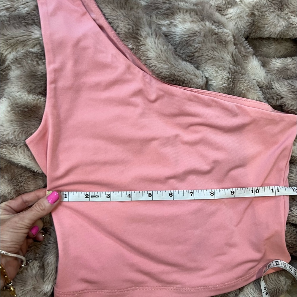 Cropped Top - Picture 3 of 8